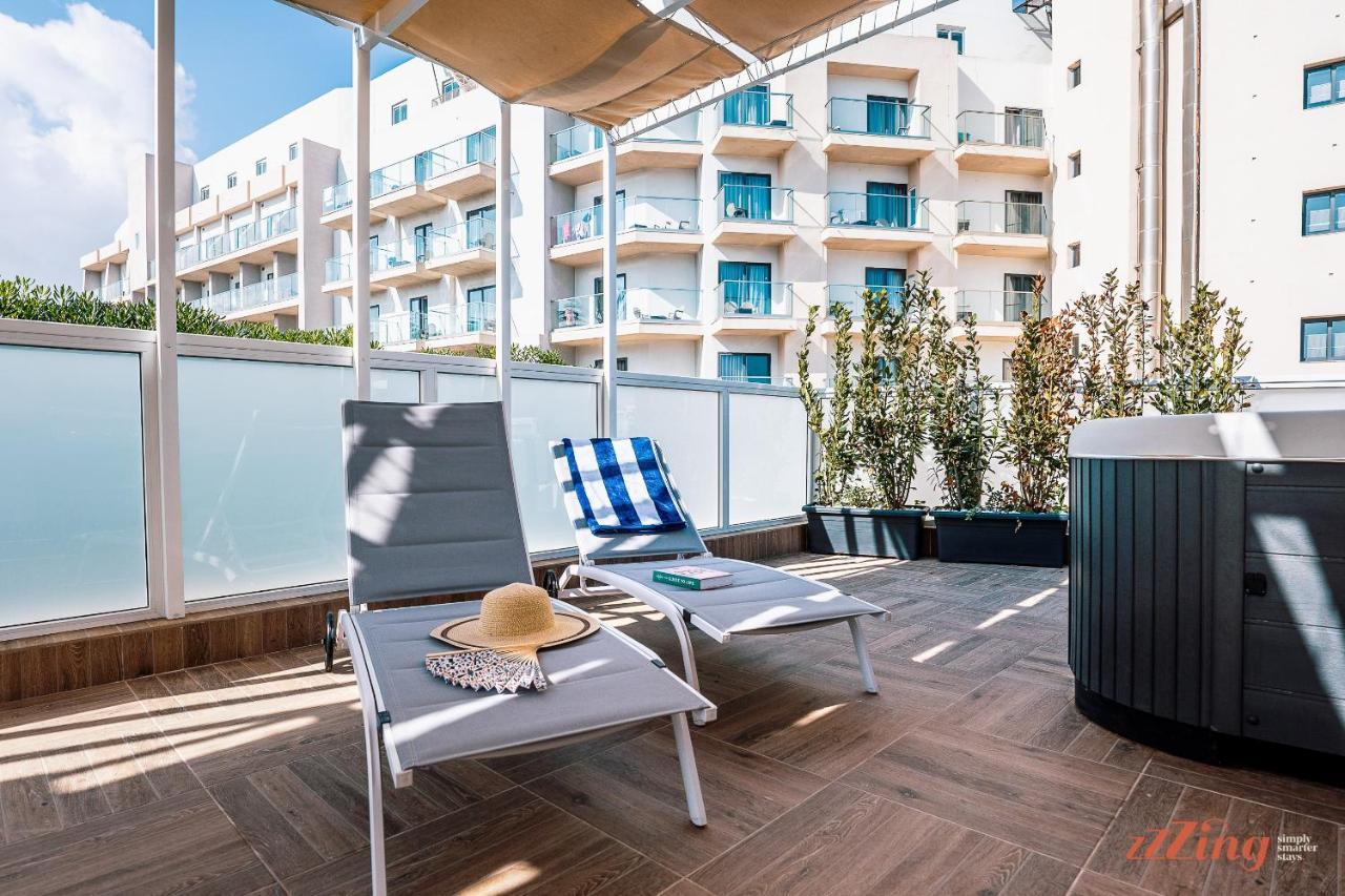 Stunning Holiday Villa With A Heated Jacuzzi San Pawl il-Baħar Kültér fotó