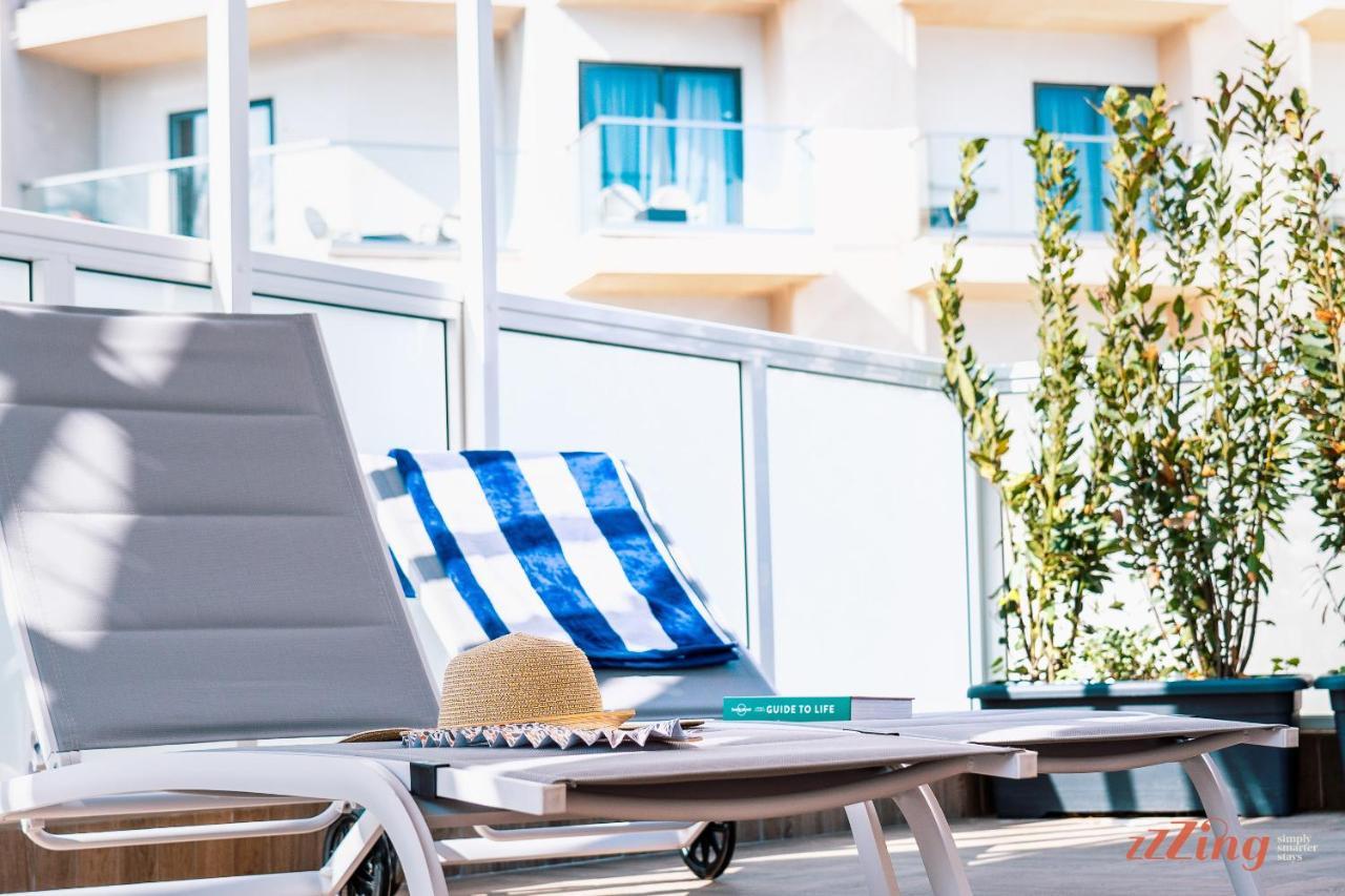 Stunning Holiday Villa With A Heated Jacuzzi San Pawl il-Baħar Kültér fotó