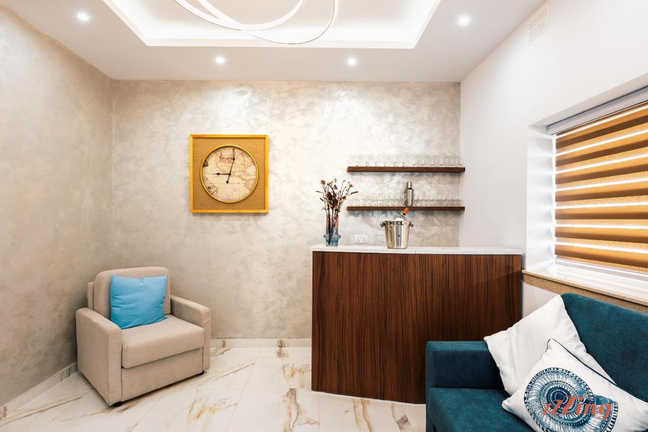 Stunning Holiday Villa With A Heated Jacuzzi San Pawl il-Baħar Kültér fotó