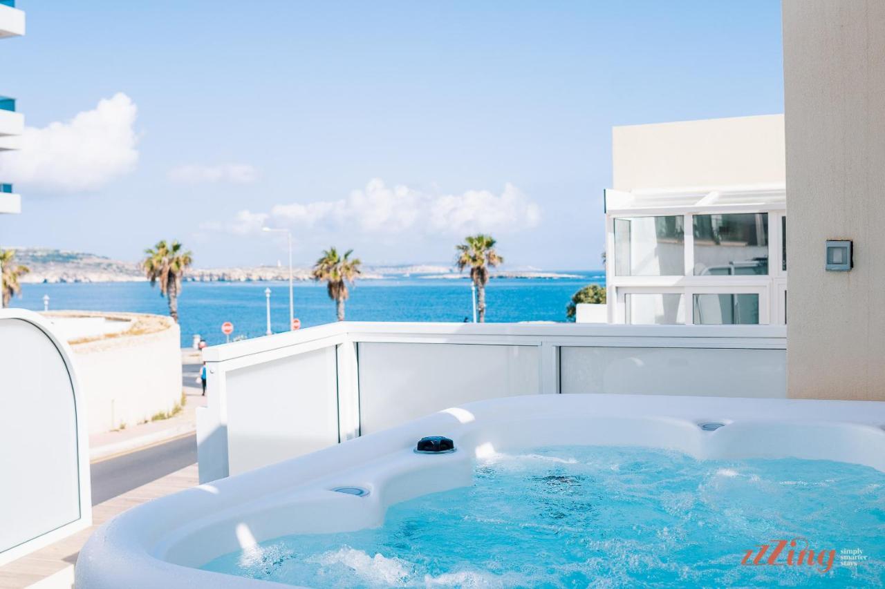 Stunning Holiday Villa With A Heated Jacuzzi San Pawl il-Baħar Kültér fotó